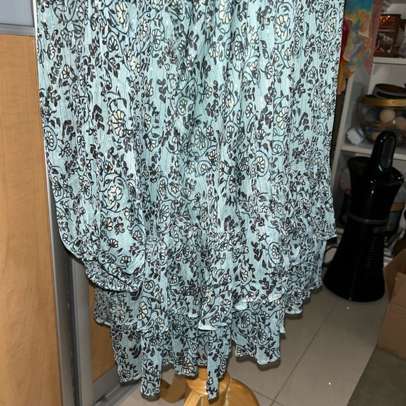 Beautiful Cleobella chiffon, ruffled dress. Satin slip underneath with snap tabs - Picture 4 of 15